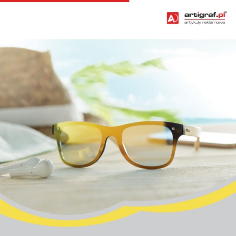 Okulary przeciwsłoneczne z nadrukiem - gadżet na plaże